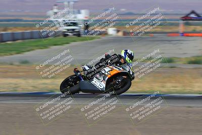 media/Aug-13-2023-CRA (Sun) [[1cfc37a6fb]]/Race 2 1000 Superbike/Race/